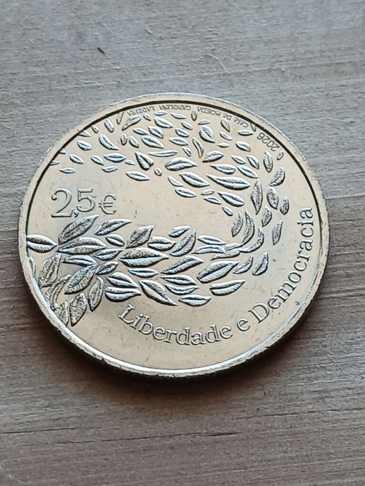 2,5 euros "50 Anos do 25 de novembro"