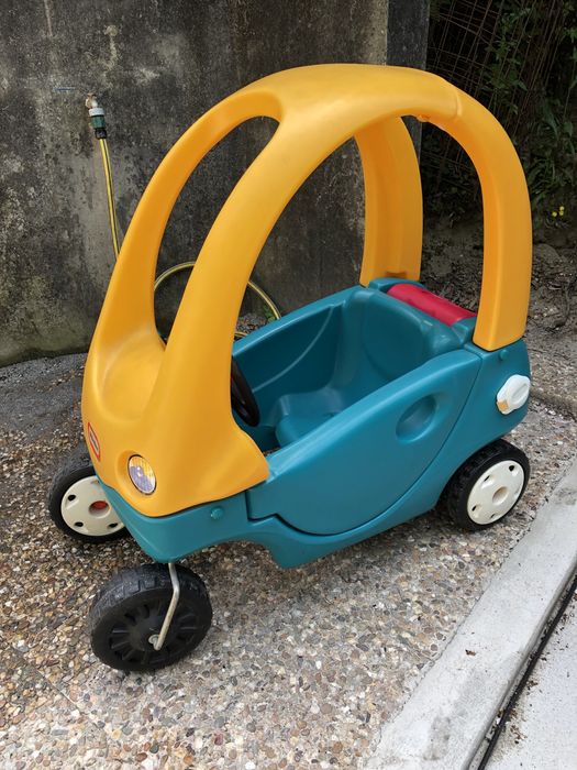 Carro criança brinquedo LITTLE TIKES