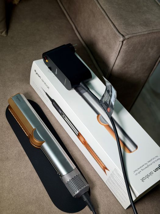 Dyson Airwrap стайлер для волосся