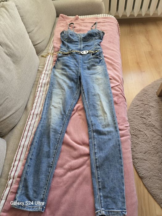 Kombinezon denimowy Guess