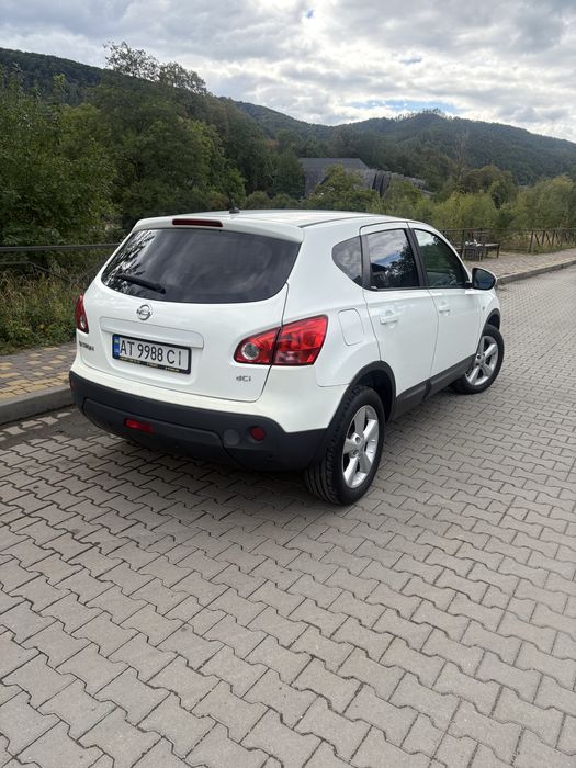 Nissan Qashqai 2009 року