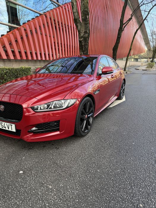Jaguar XE 2.0D 180cv R-Sport Full-Extras
