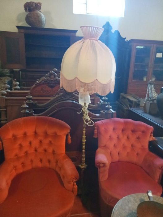 Recheio de loja de antiguidades