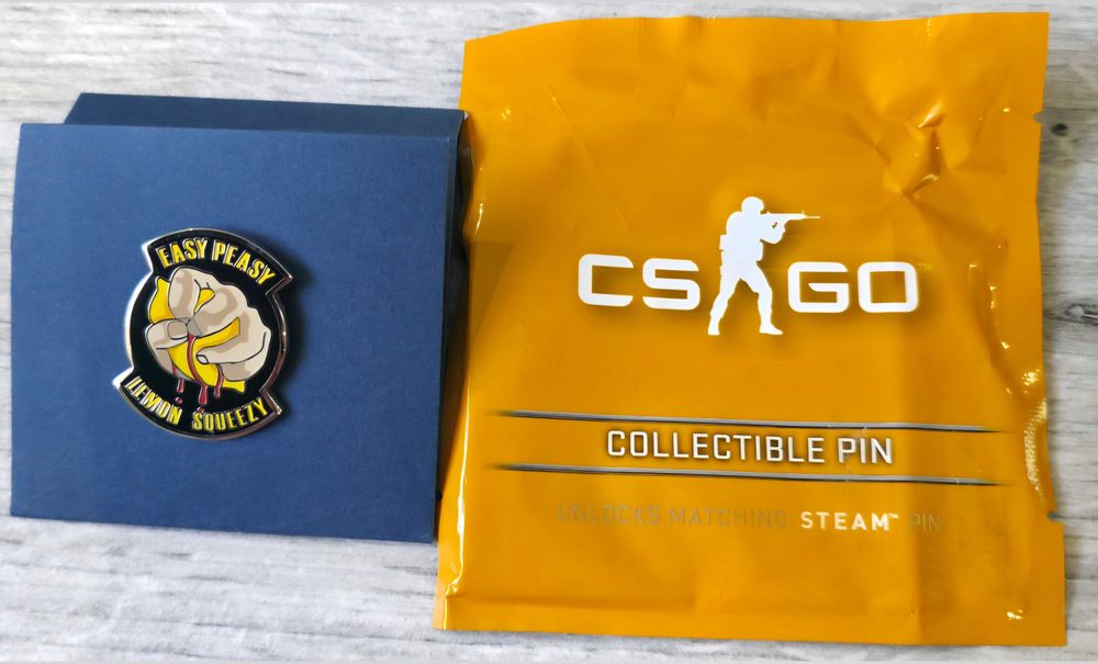 Przypinka z gry CSGO "Easy Peasy"