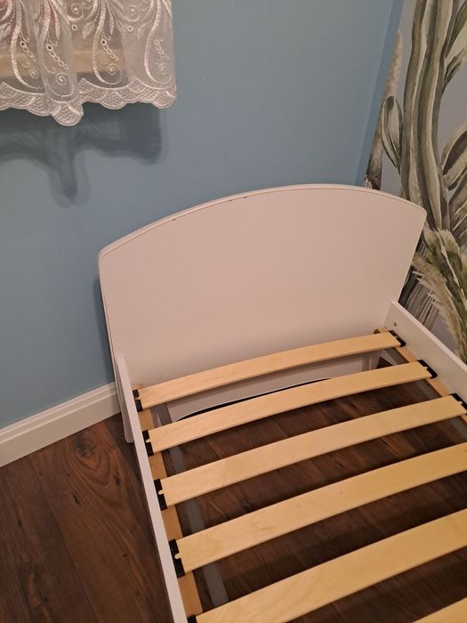 Łóżeczko, łóżko z samolotem chłopięce z materacem 70x140