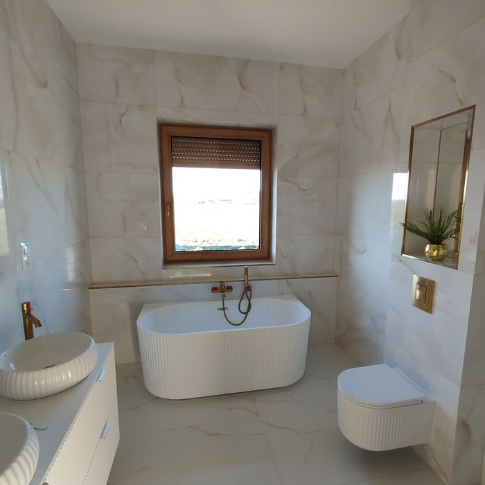 GLAZURNIK, KOMPLEKSOWE REMONTY, malowanie wnętrz, układanie podłóg