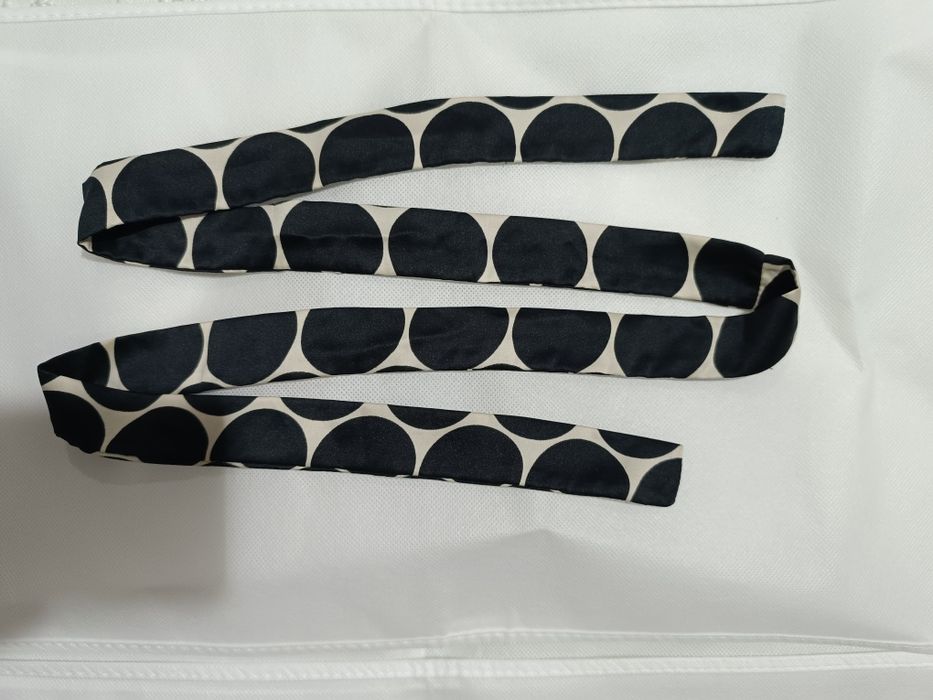 Vestido de mulher em cetim