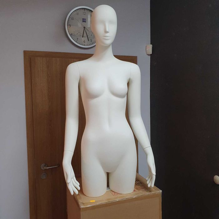 manekin tors z rękoma i głową  nowy marka panther