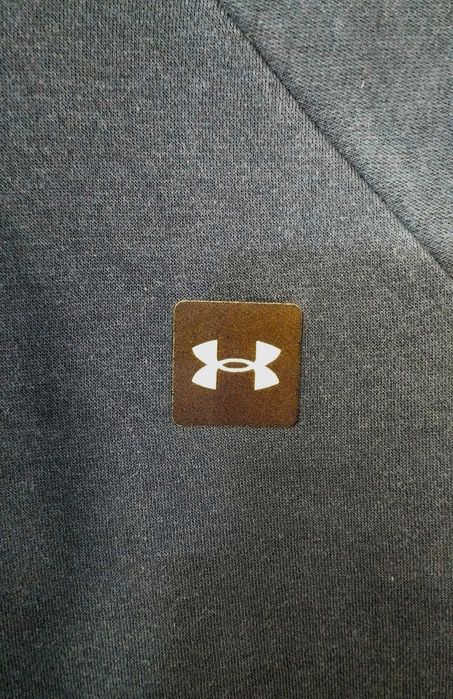 Męska śliczna bluza z kapturem Under Armour