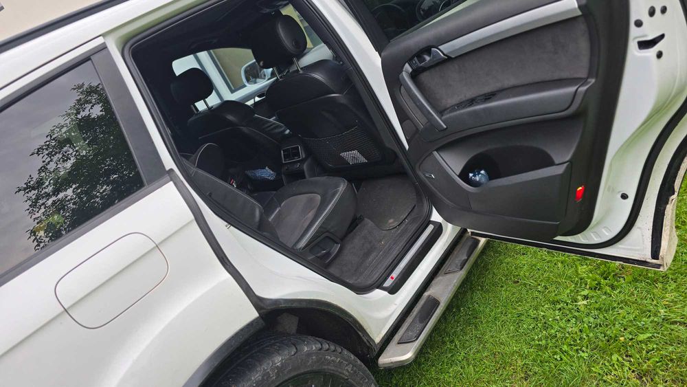 Audi Q7 S-Line Quattro 2011 | 3.0 TDI | Anglik | 7 osobowy