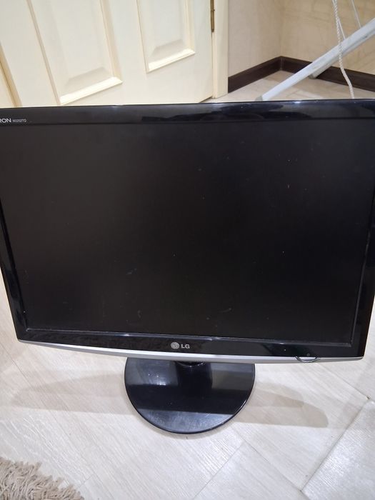 Продаю монитор для компьютера