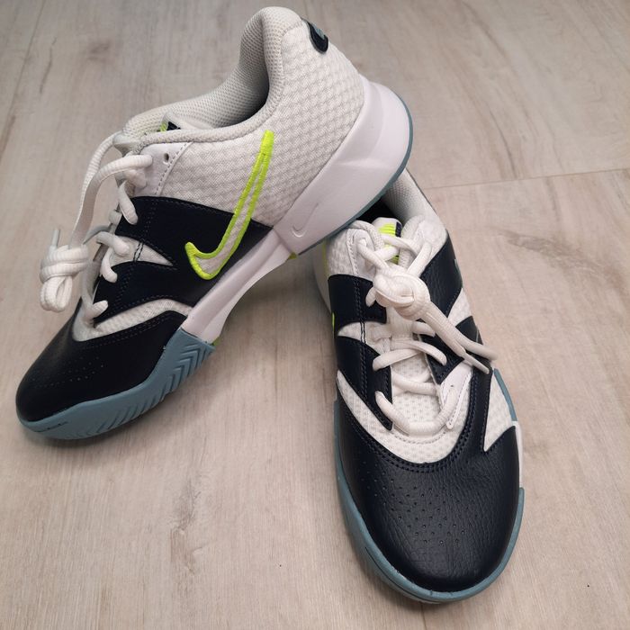 Кросівки NikeCourt Lite 4 Tennis FD6574-101