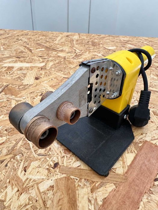 Máquina de soldar tubos PPR / polifusora com suporte e matrizes
