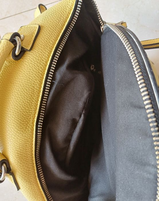 Mochila Parfois em bom estado