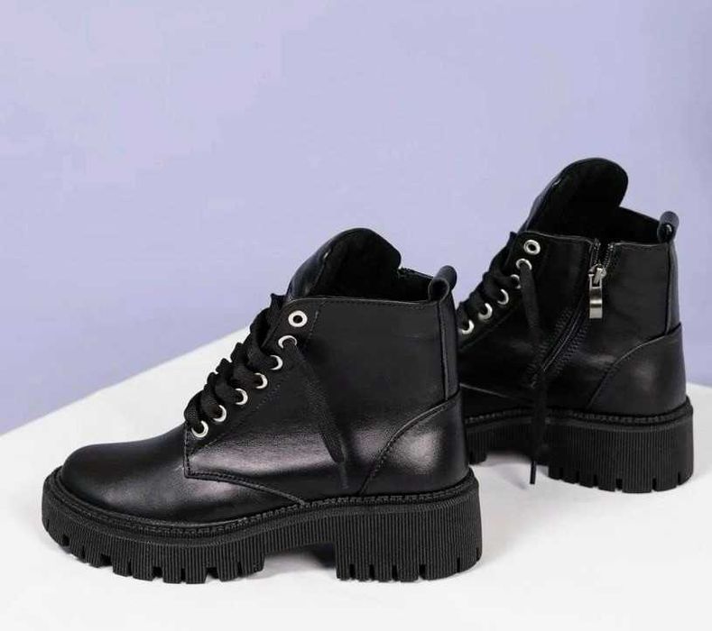 НОВЫЕ Ботинки зима демисезон Кеды Кроссовки 39 р (25-25,5см)