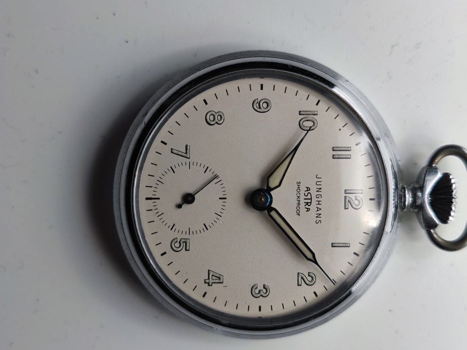 Zegarek Junghans