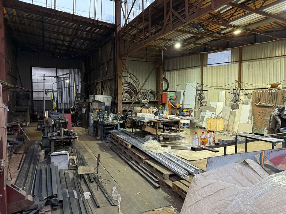 Виробничо-складський комплекс 668м2, вул. Віскозна, 3 Деснянський р-н