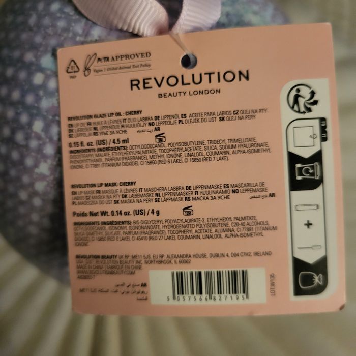 Zestaw Upominkowy Makeup Revolution Cherry Lip Care Gift Set
