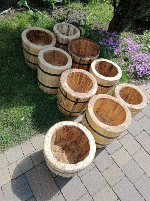 Drewniane doniczki