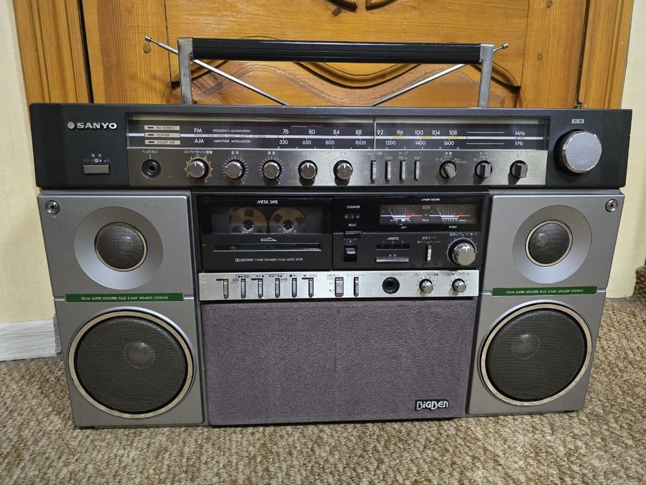 Sanyo m x 960  Магнитола