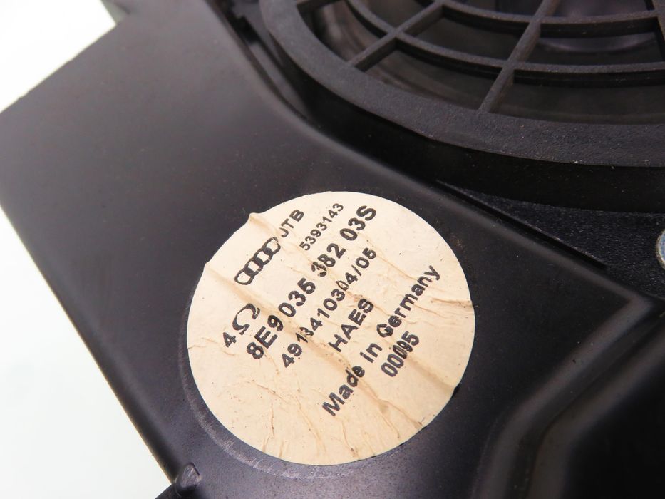Subwoofer Audi A4 B6