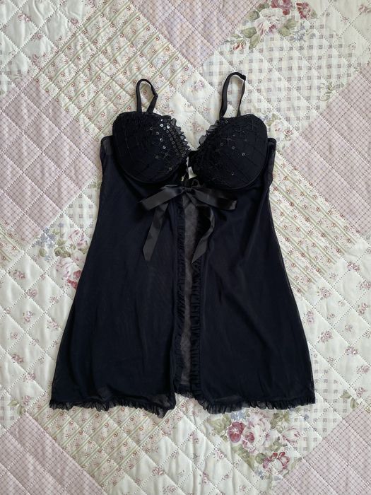 Czarny top bieliźniany na ramiączka cekiny 75A ensored mesh coquette