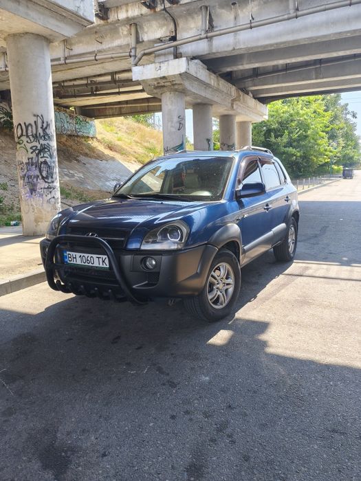 Hyundai Tucson 4WD  2.0(Газ/Бенз)МКПП