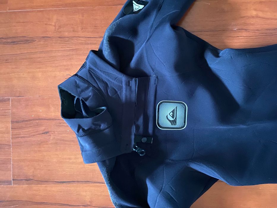 Prancha surf Byron + Fato Quicksilver
