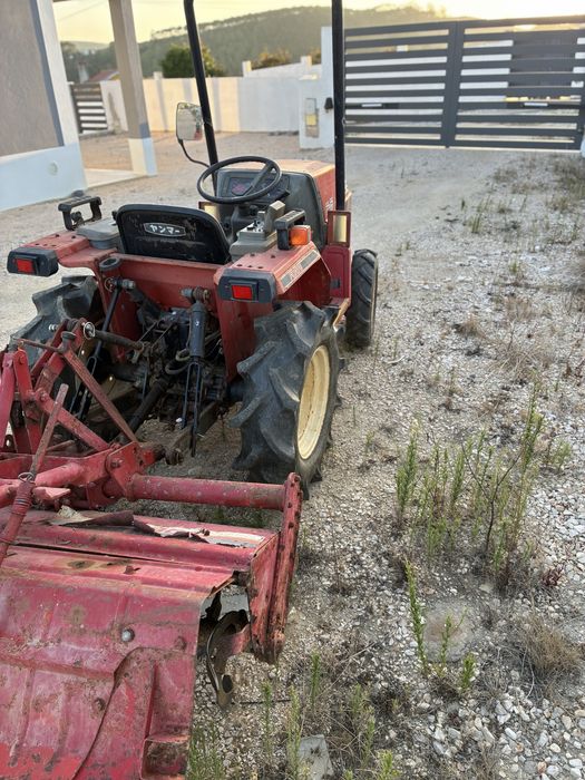 Trator Yanmar F5 4x4