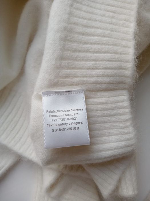 Nowy biały jasny śmietankowy damski sweter golf kaszmir cashmere S 36