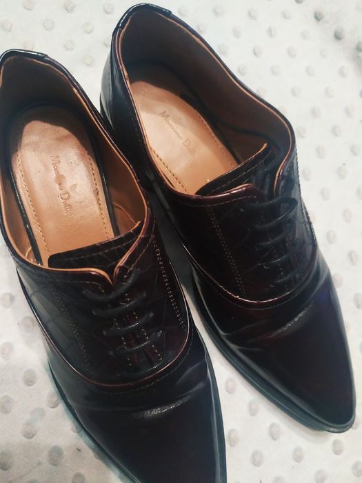 Masimmo DUTTI. Buty damskie, wiosenne. Skóra naturalna. Rozm. 38
