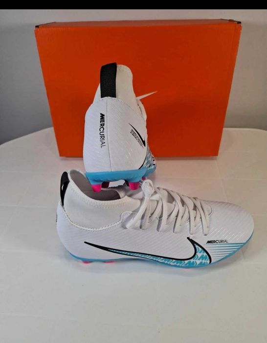 Nowe korki Nike Mercurial Superfly 9  38,5.