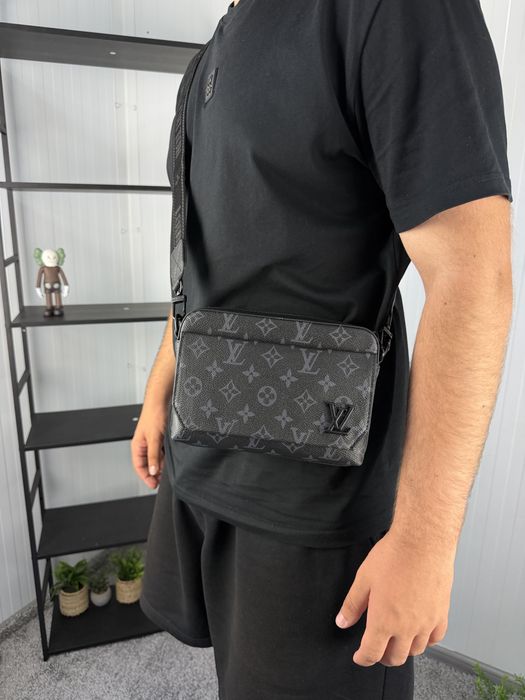 Сумка Louis Vuitton шкіряна чоловіча через плече Lv сумка Луи Витон Лв