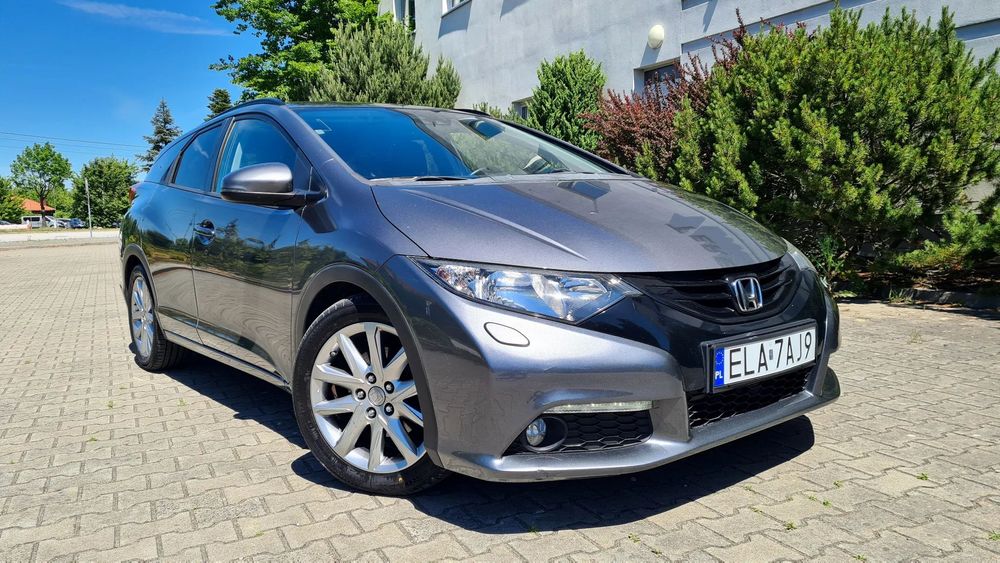Honda Civic 1.8BENZ Automat Navi kamera climatronic asystent