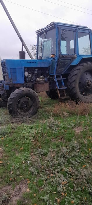 Продам трактор мтз82
