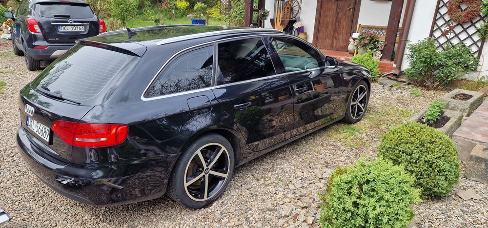 Audi A4 B8 2011 r. S-Line