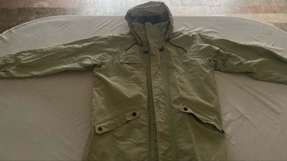 Casaco impermeável forrado da marca Tribord