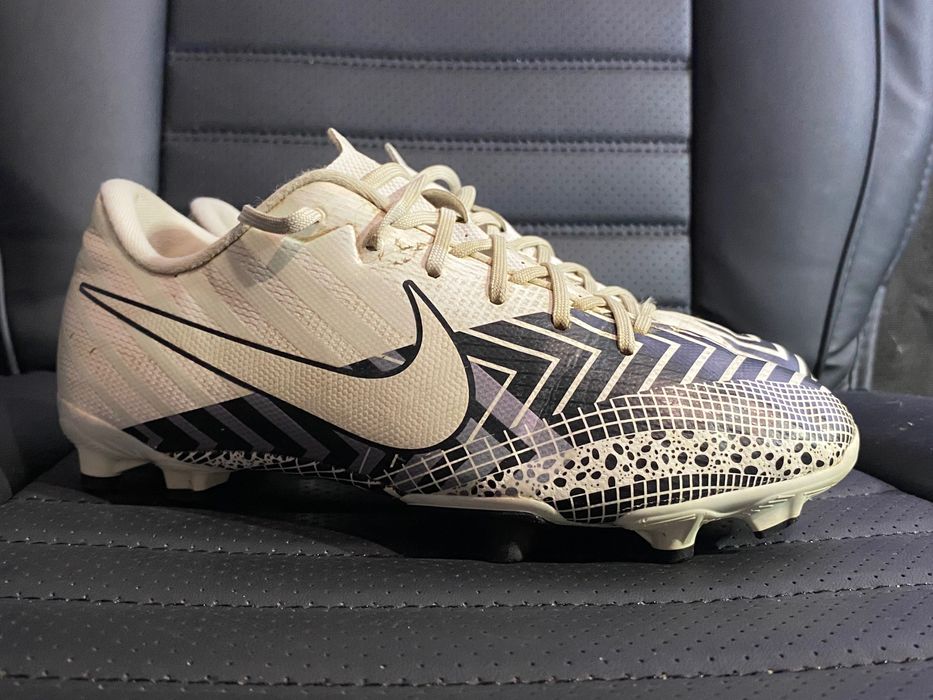 Nike Mercurial 36 (23cm) buty piłkarskie korki CR7