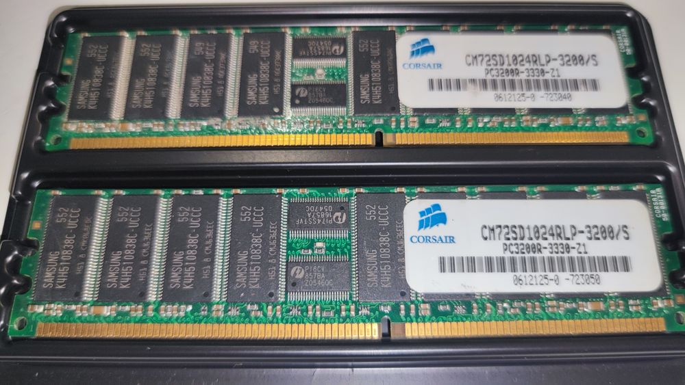 Пам'ять для сервера 2шт DDR 1Gb Corsair ECC REG CM72SD1024RLP-3200/S