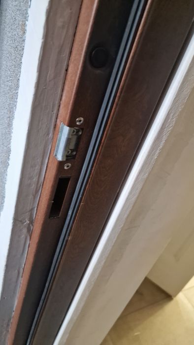 Drzwi wejściowe antywłamaniowe  metalowe 2x zamek