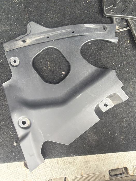 Bmw x3  G01/G02 oslona pokrywa  reflektora PRAWA 51767397490