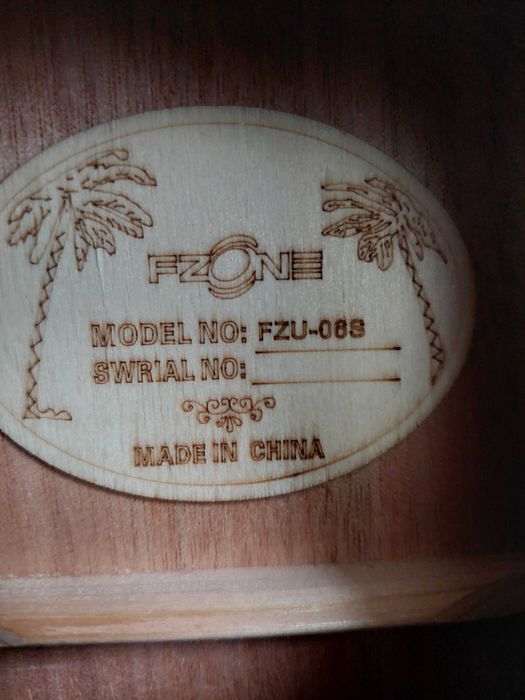 Ukulele sopranowe FZU-06S z pokrowcem