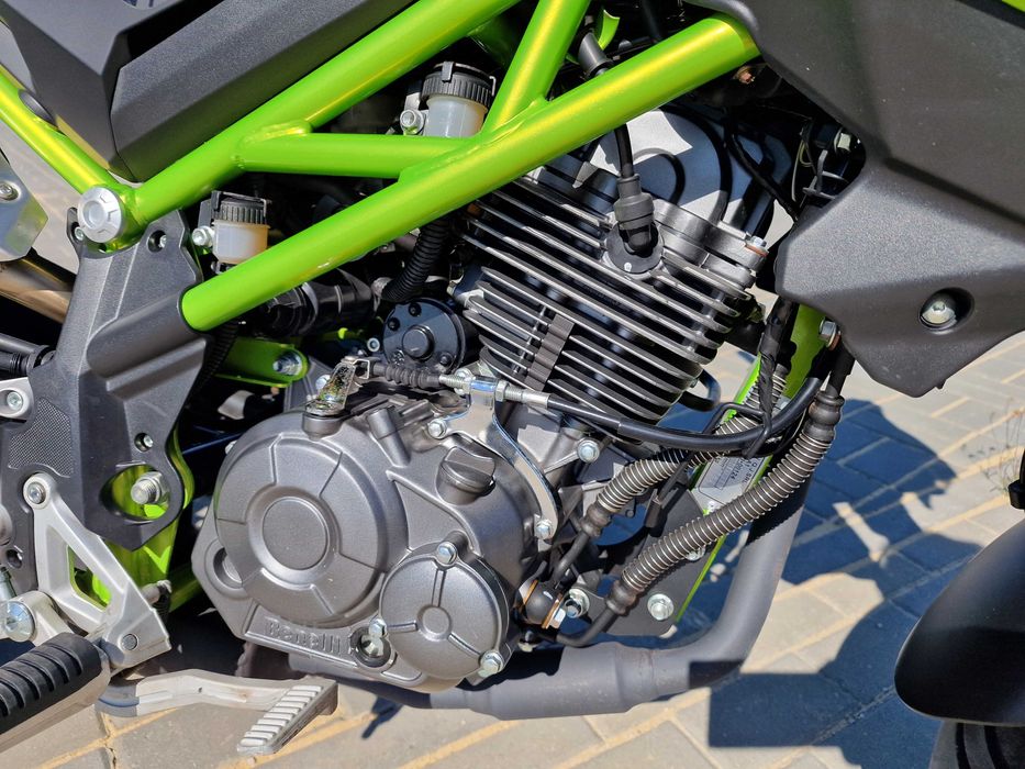 Benelli TNT 125 Tornado