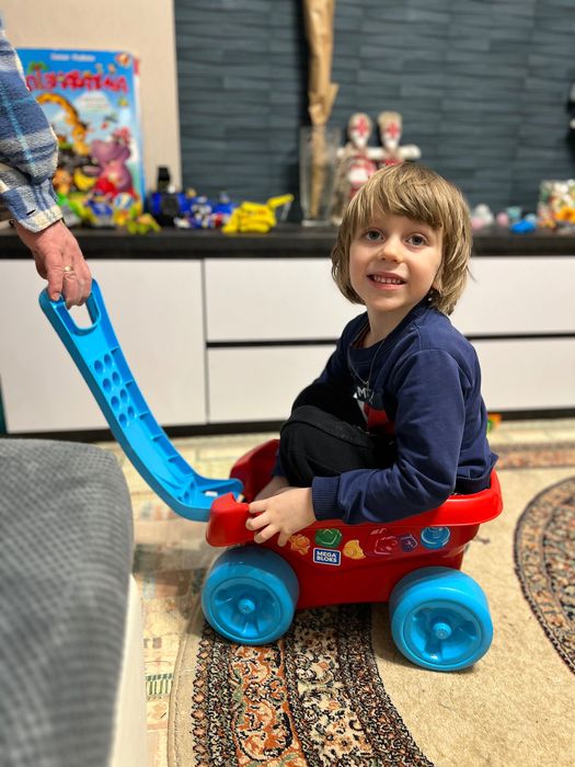 Mega Bloks тачка и кубики