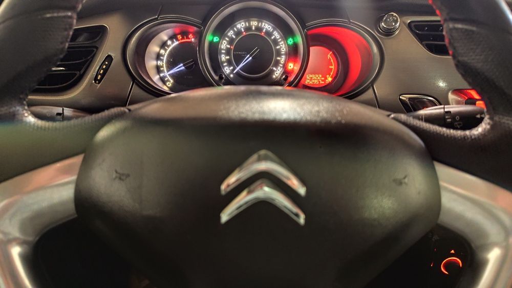 C3 1.4 HDI Exclusive 2010