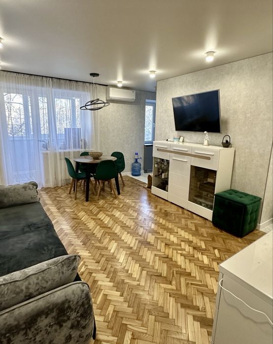 Продаж 3 кімнатної квартири вул. Терасна, р-н Сухого фонтану.