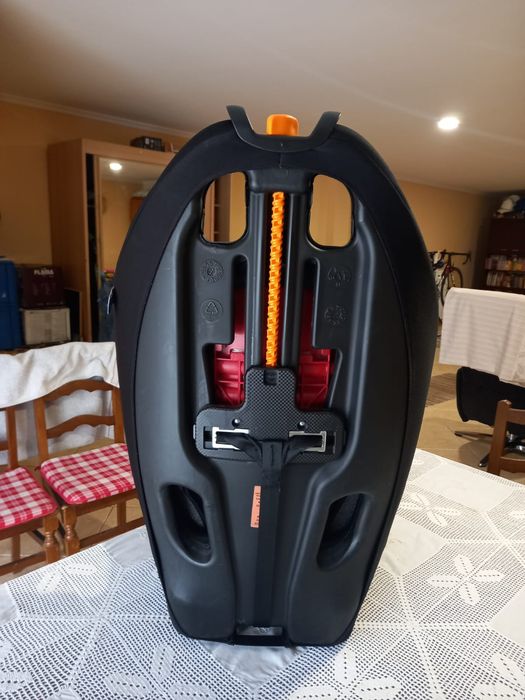 Vendo cadeira auto para criança