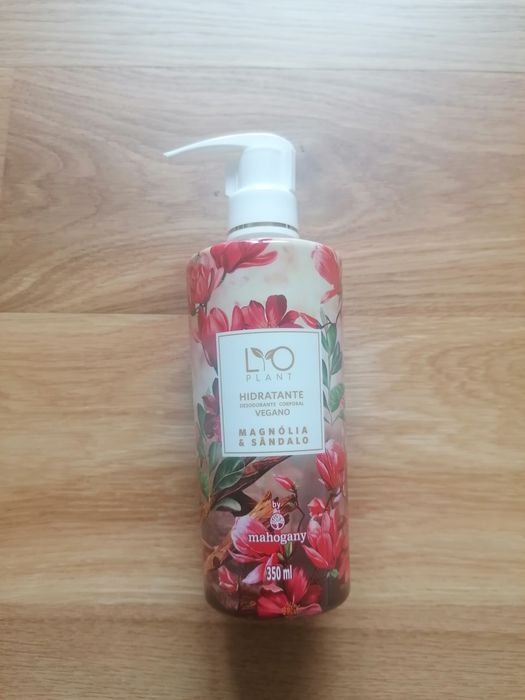 krem do ciała perfumowany magnolia lyo plant mahogany 350ml
