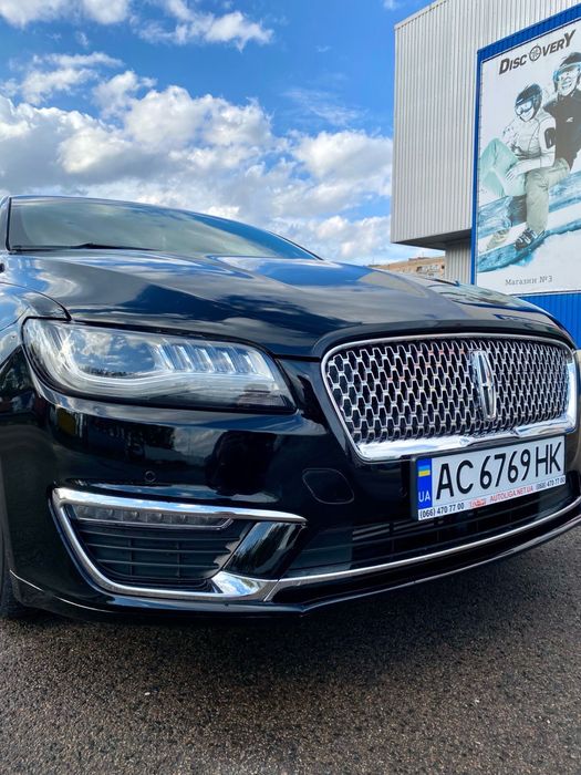 Автомобіль Lincoln MKZ 2016 року