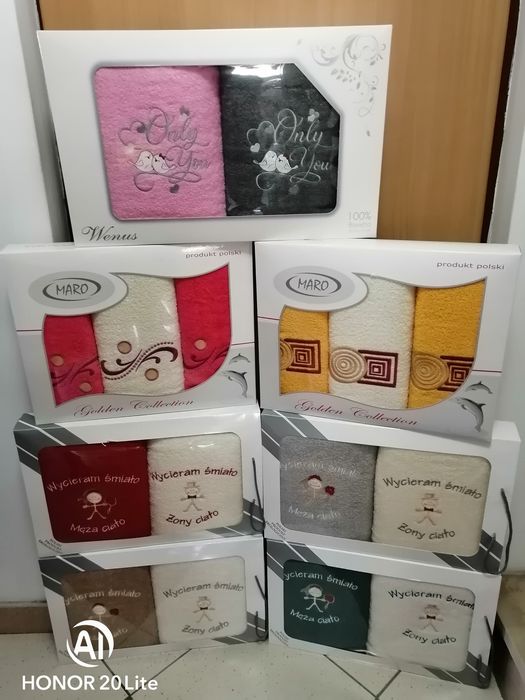 Coś na rocznicę ślubu, lub pobytu razem.